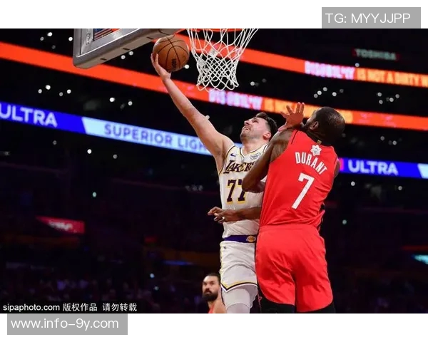 雷迪克谈球队人员短缺：我们已习惯并充满斗志与韧性